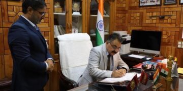 Prof. Anurag Misra assumes charge as Director, NIT Srinagar