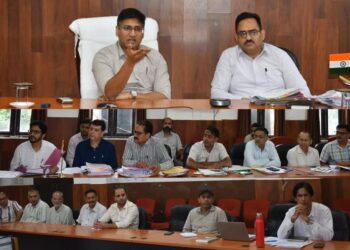 DC Reasi chairs DLC meeting, focus on dairy expansion, poultry promotion