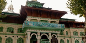 Govt approves Rs 10.95 crore for restoration, upgradation of Ziyarat Sharief Khiram, Shiv Mandir Thajiwara in Anantnag