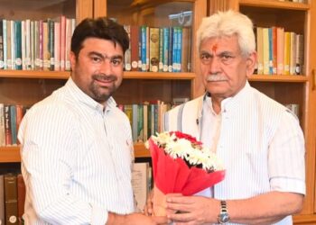 Delegations call on LG Sinha