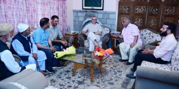CM Omar meets delegations, individuals