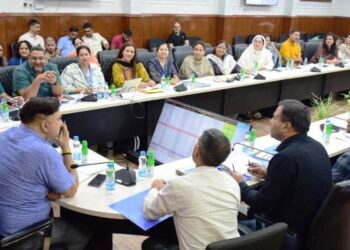 DDC Jammu reviews healthcare scenario