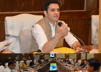 Learning Outcome Gaps  : DC Budgam rolls out Classes of Joy initiative