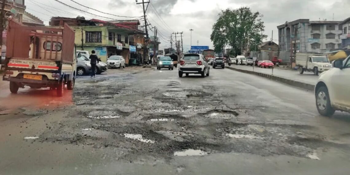 Dilapidated Sangam–Lassipora road ‘haunts’ commuters