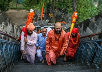 Chhari Mubarak rituals begin as Amarnath Yatra enters final phase