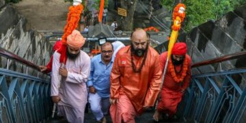 Chhari Mubarak rituals begin as Amarnath Yatra enters final phase