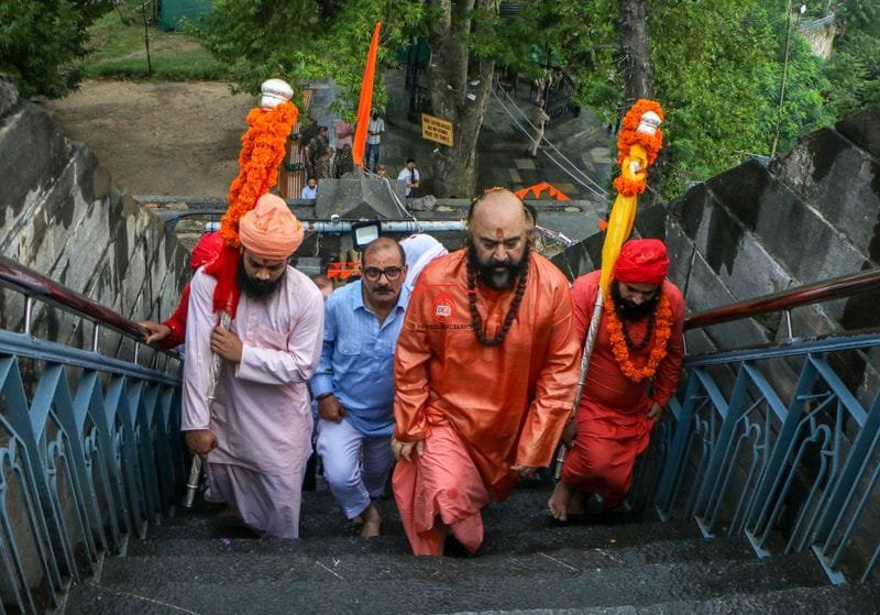 Chhari Mubarak rituals begin as Amarnath Yatra enters final phase