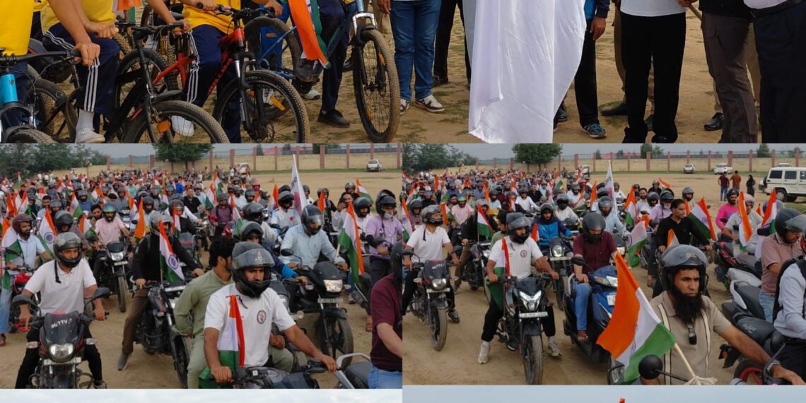 Har Ghar Tiranga : DC, SSP  flag off mega bike & bicycle rallies in Budgam