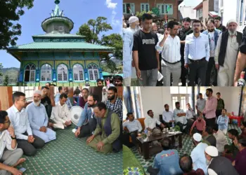 DC Kulgam visits Shrine of Hazrat Sheikh Noor-ud-Din Wali (RA) at Chimmer