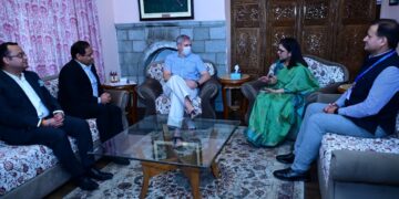 CM meets legislators, delegations, individuals at Raabita