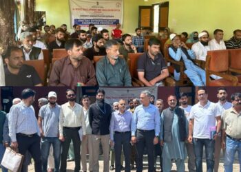 Ministry of MSME conducts entrepreneurship awareness prog in Kupwara’s Khumriyal