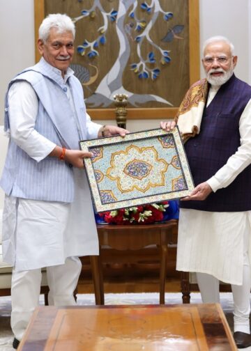 LG Sinha calls on PM Modi in New Delhi
