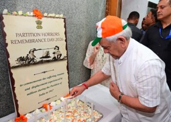 === ‘Partition Horrors Remembrance Day’ ===  Ensure past mistakes don’t get repeated in future: LG Sinha to J&K youth