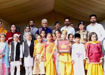 India’s spirit of Vasudhaiva Kutumbakam, Kashmiriyat reflect confluence of cultures: LG