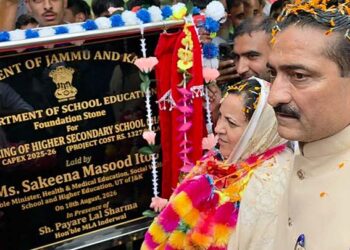 Sakeena Itoo lays foundation stone for remodelling of GHSS, inaugurates NTPHC Inderwal