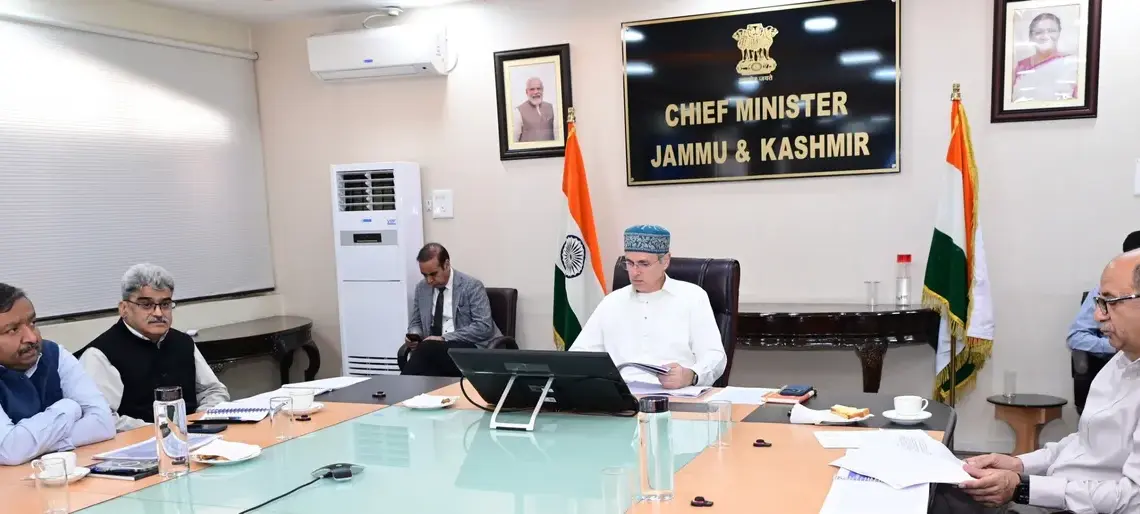 CM Omar orders ‘focused’ action on Srinagar stray dog menace