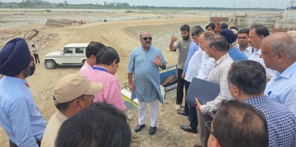 Dy CM reviews industrial development, restoration works in Kathua