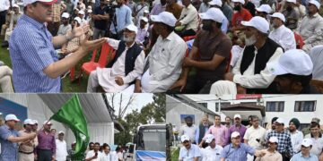 Strengthening knowledge, skills, technical capabilities of farmers vital for transforming agricultural sector: Javid Dar