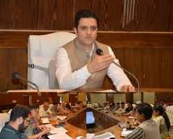 DC Budgam chairs DLIC meet, approves 1635 cases under HADP, JKCIP, ISDS