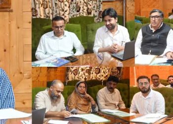 DC Shopian calls for strict COTPA compliance