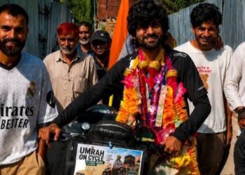Lolab youth embarks on 9-month bicycle journey for Umrah