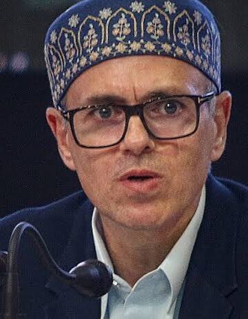 CM Omar hints at cabinet reshuffle after Aug 15