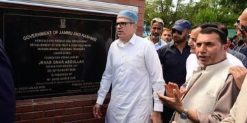 CM Omar lays foundation for Wussan Bangil fruit, veggie mandi