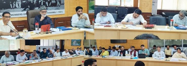 Committee on Government Assurances reviews functioning of PWD, HUDD