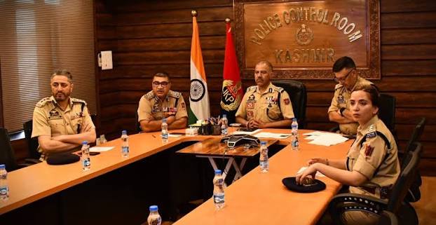 DGP Prabhat directs hassle-free Kounsarnag Yatra