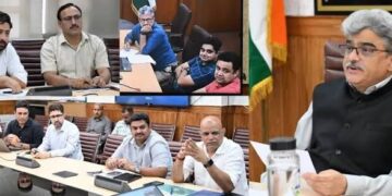 Strengthening J&K’s Handicrafts, Handloom Sector : CS directs expansion of skill courses, stronger GI traceability, technology-based wage assessment
