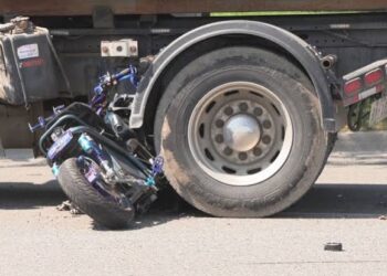 Man killed after scooty collides with truck