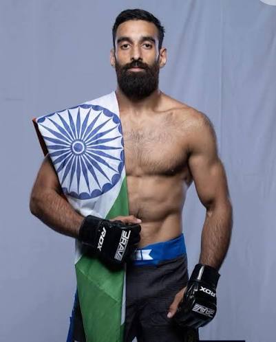 CM lauds Owais Yaqoob’s historic MMA win