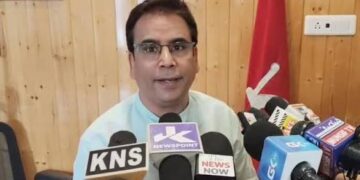 ‘Unnecessary suspicion’ of Kashmiri youth must end: Tanvir Sadiq