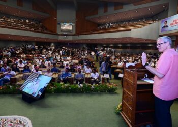 CM Omar honours 580 J&K sportspersons with Rs 2.71 crore