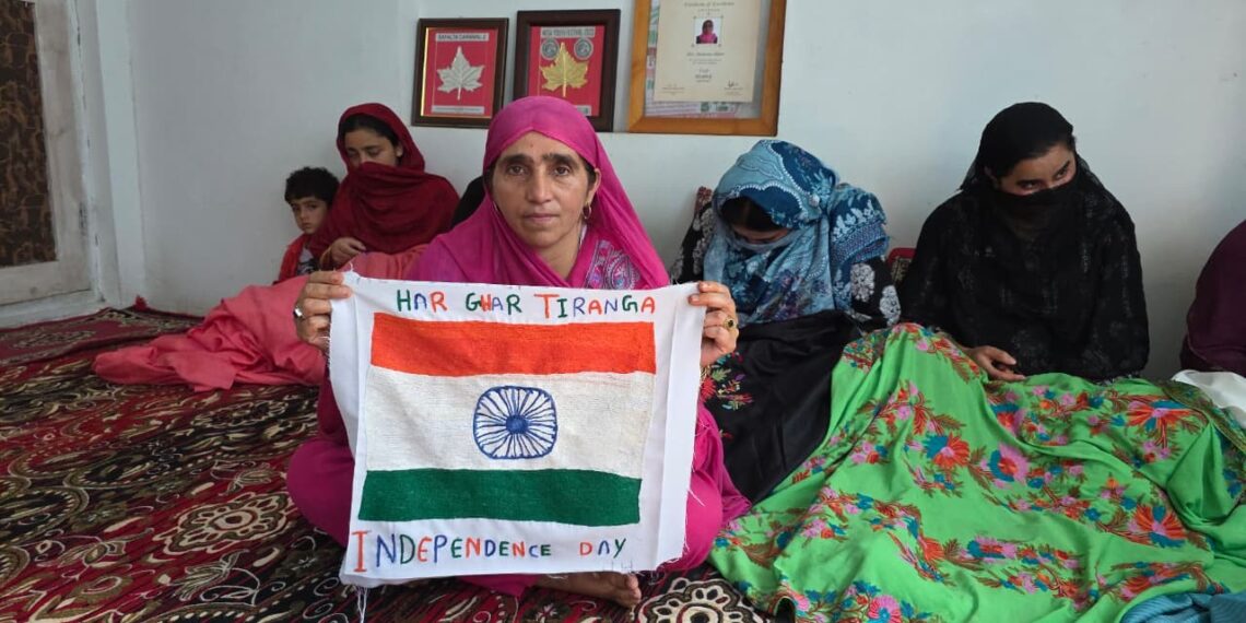 Kulgam artisan crafts National Flag through traditional needlework