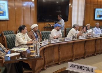 === Centre–Ladakh talks ===  LG must act on aid, advice of Assembly: Ladakh groups to Centre
