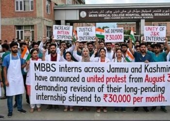 Protesting MBBS interns demand written order for stipend revision