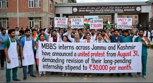 Protesting MBBS interns demand written order for stipend revision