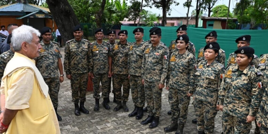 Nari Shakti transforming border economies: LG Sinha