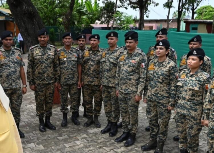 Nari Shakti transforming border economies: LG Sinha