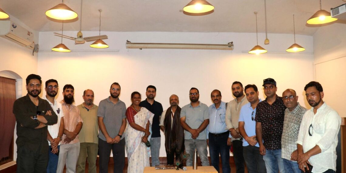 PIB Srinagar media delegation visits Dakshina Chitra Heritage Museum
