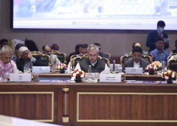 CM Omar attends Viksit Bharat financing conference concluding day