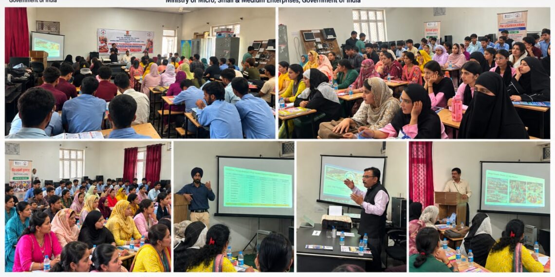 PM Vishwakarma :l Awareness programme held for beneficiaries at ITI Bhaderwah