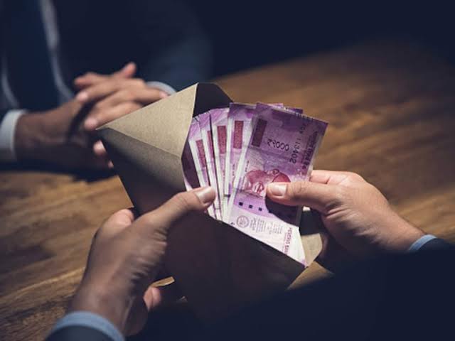 ACB traps junior assistant for Rs 15,000 bribe