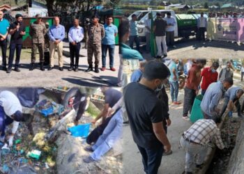 Civil Administration, Indian Army conduct mega cleanliness drive in Tangdhar