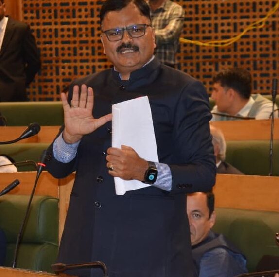 Govt issues 2,486 EWS certificates in Kashmir, 24,058 in Jammu: Javed Rana