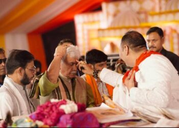 ‘Vasudhaiva Kutumbakam’ emerging as mantra for peace: LG Sinha