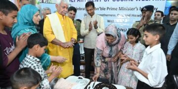 PM Modi worked day & night for 140 cr countrymen, built new, powerful J&K: LG Sinha