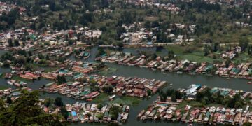 Aerial view of Dal Lake in Srinagar
