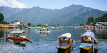 US tourists hail Kashmir’s safety, hospitality